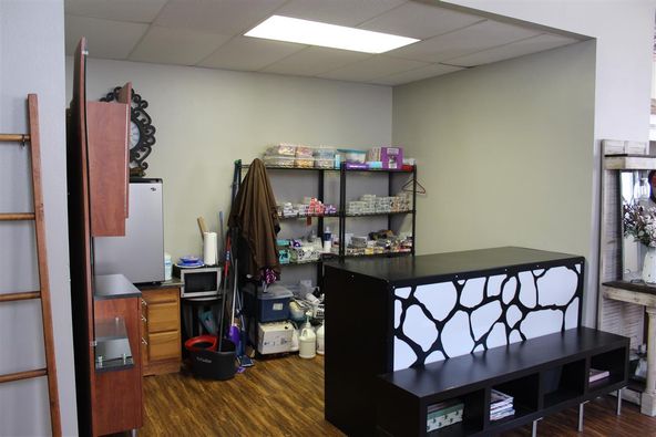 216 S Cherry St, Shell Rock, IA 50670